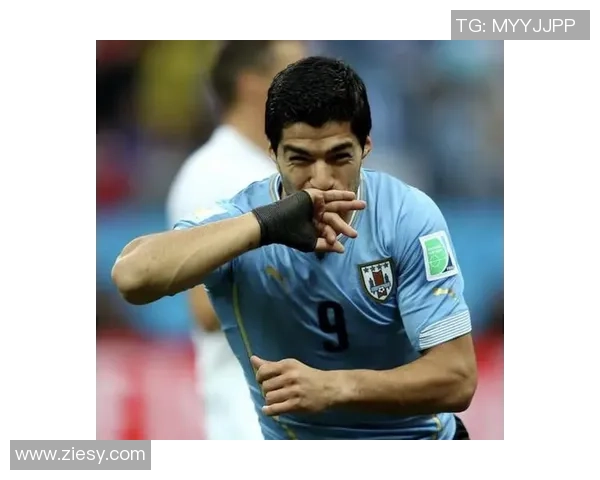 足球明星在山顶的高清写真展现运动与自然的完美结合 足球明星在山顶的高清写真展现运动与自然的完美结合